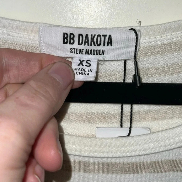 0030W. Bb DAKOTA MAXI TIERED DRESS WIDE STRAPS CREAM AND WHITE IN STRIPES XSMALL - Picture 8 of 14